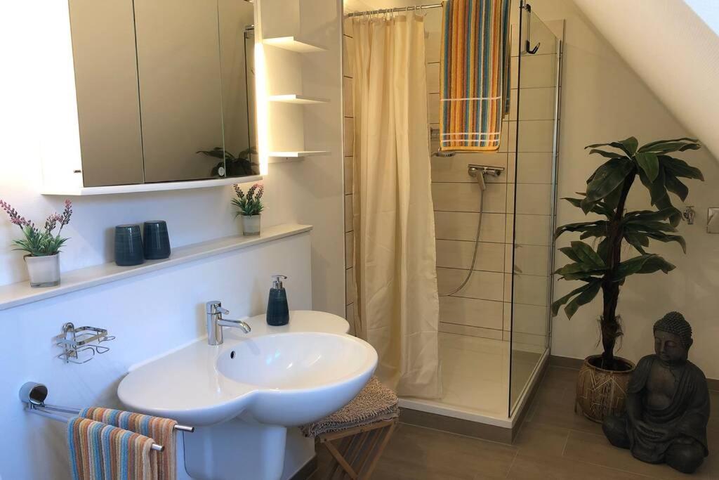 Schoener Wohnen In Bad Laer Exterior foto